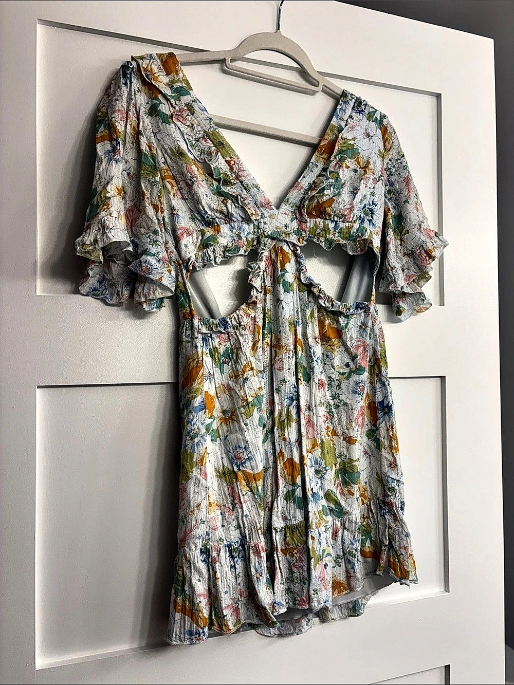 City Studio Floral Mini Dress in White & Multicolor Size Medium
